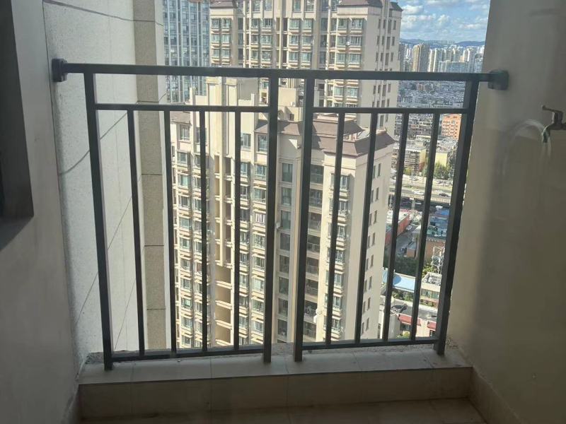 5室3廳3陽臺 金地九樾陽臺