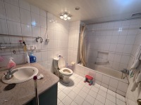 3室2廳1陽(yáng)臺(tái) 金實(shí)小區(qū)耀實(shí)園衛(wèi)生間