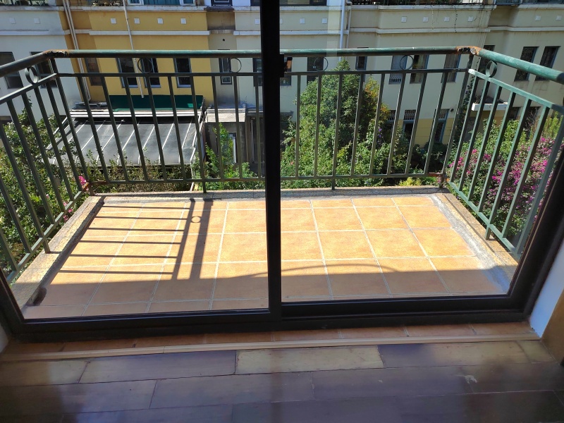 3室2廳2陽(yáng)臺(tái) 滇池森林別墅陽(yáng)臺(tái)