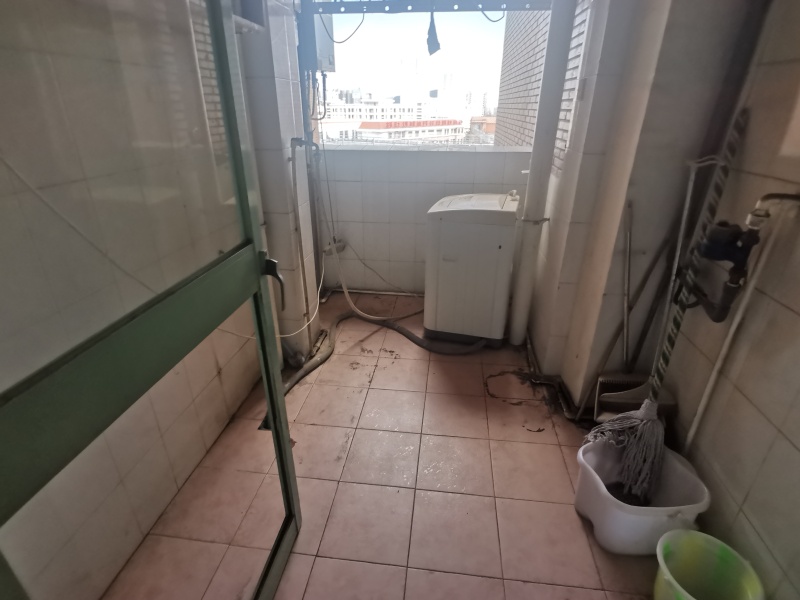 3室2廳1陽(yáng)臺(tái) 翠湖俊園陽(yáng)臺(tái)