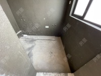 4室3廳4陽臺 美的順城府別墅衛(wèi)生間