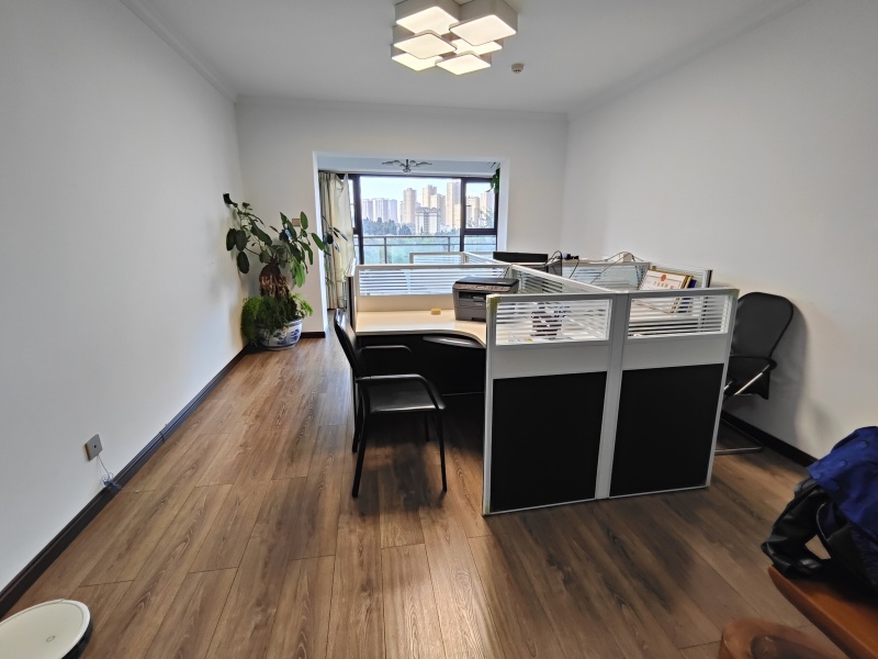 4室2廳 俊發(fā)盛唐城未央郡（二期）客廳