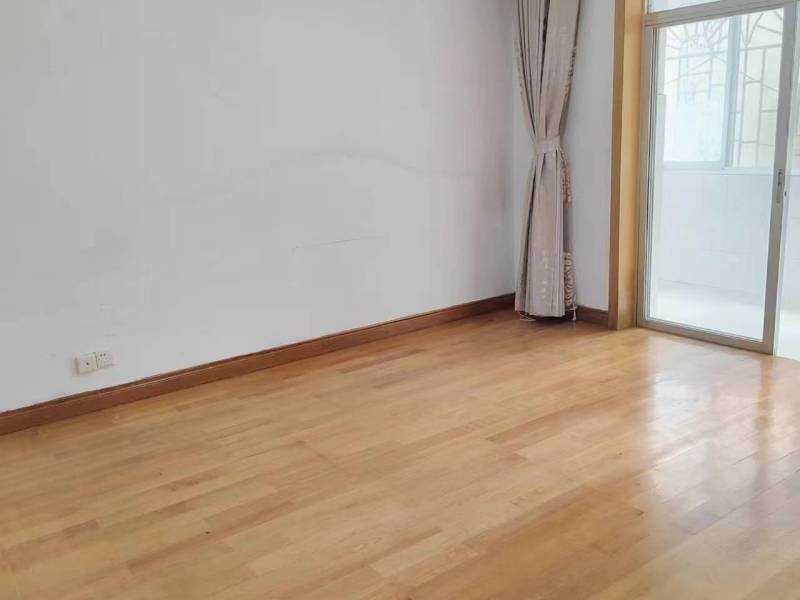 3室2廳1陽(yáng)臺(tái) 波羅小區(qū)臥室