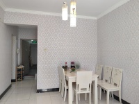 2室2廳1陽臺 東驤神駿一期餐廳