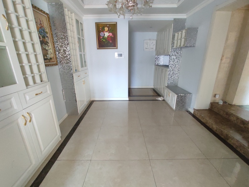 4室2廳2陽臺 南亞風(fēng)情第壹城星辰苑餐廳