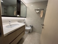 4室2廳2陽臺 俊發(fā)逸天峰衛(wèi)生間