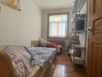 3室2廳1陽臺 高支隊臥室