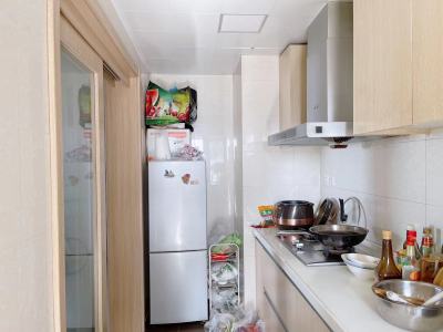 3室2廳1陽臺(tái) 俊發(fā)城百合苑