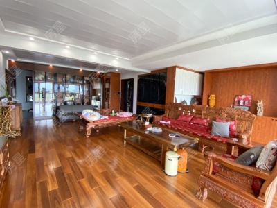 3室2廳2陽臺 金科江湖海