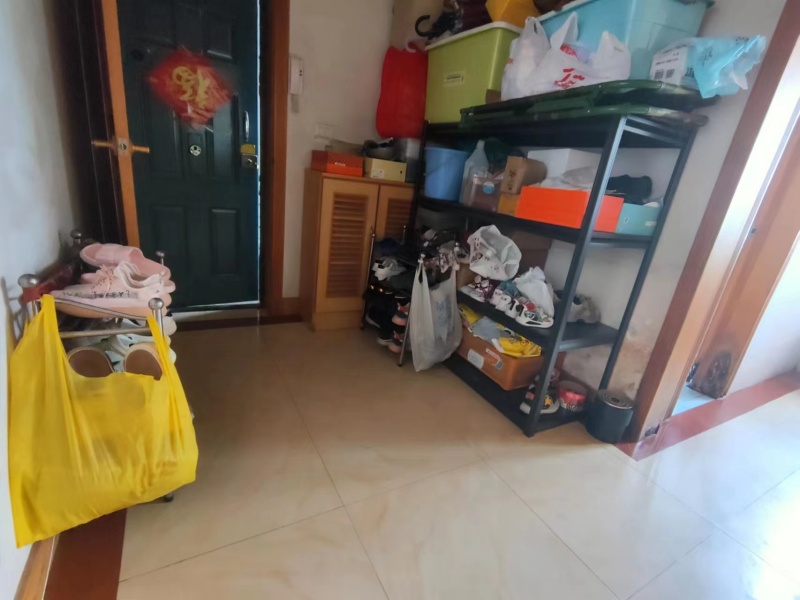 3室2廳 南屏苑門廳