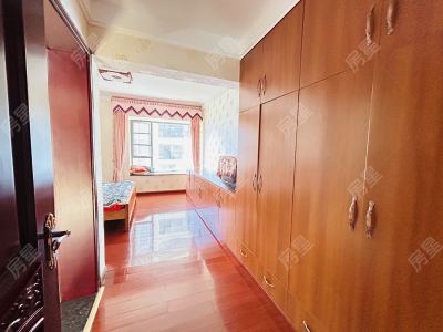 4室2廳2陽(yáng)臺(tái) 金坤尚城祥和里臥室