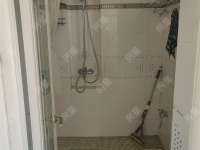 4室2廳1陽臺 螺峰街92號衛(wèi)生間