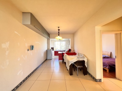 3室2廳2陽(yáng)臺(tái) 人與自然