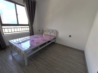 4室2廳2陽臺(tái) 中梁首府