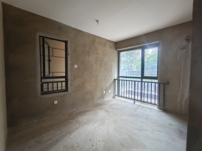 4室2廳2陽臺(tái) 中建龍熙壹號(hào)C區(qū)