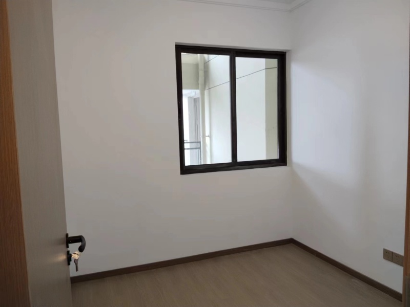 3室2廳1陽(yáng)臺(tái) 中交碧桂園映象美廬一期臥室