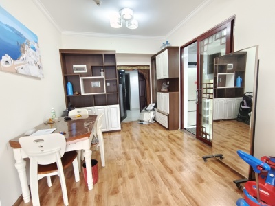 3室2廳2陽臺 金領(lǐng)時代