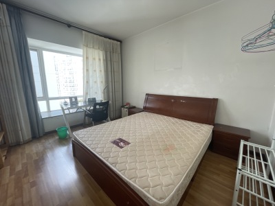 3室2廳2陽臺 金域藍(lán)灣