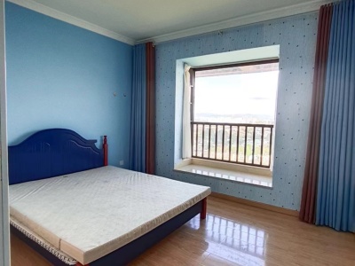 3室2廳2陽臺(tái) 花香四季