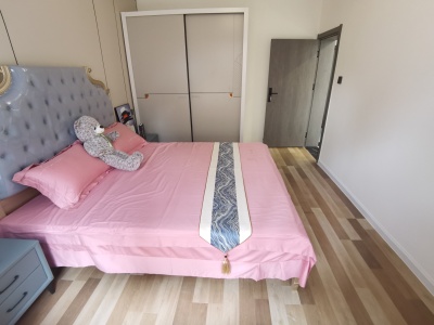 3室1廳1陽臺 棕樹營小區(qū)