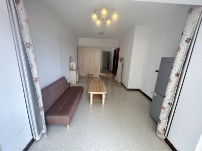 1室1廳1陽(yáng)臺(tái) 金馬悅城