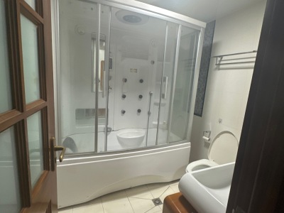 4室2廳1陽臺(tái) 金岸春天