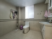 3室2廳2陽臺 廣福城雅福園衛(wèi)生間