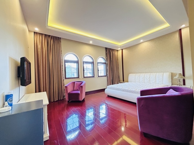 5室3廳4陽臺(tái) 滇池衛(wèi)城微風(fēng)島別墅其他