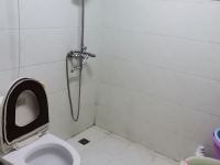 2室2廳1陽臺 時代年華錦華苑衛(wèi)生間