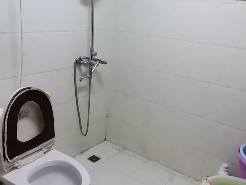 2室2廳1陽臺 時代年華錦華苑衛(wèi)生間