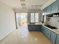 3室2廳2陽(yáng)臺(tái) 理想紅樹(shù)灣公寓廚房