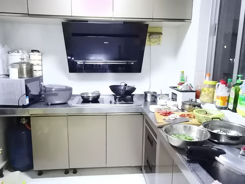 2室2廳1陽臺 時代年華錦華苑廚房