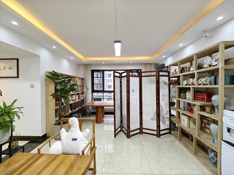 4室2廳2陽臺 瑞鼎城一期客廳