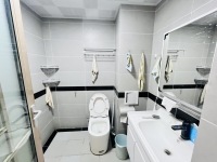 3室2廳2陽(yáng)臺(tái) 理想紅樹(shù)灣公寓衛(wèi)生間