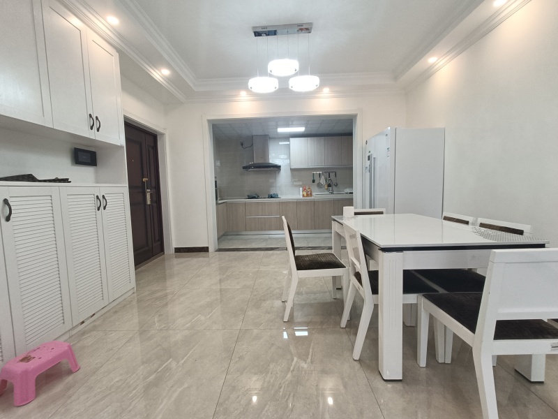 3室2廳2陽臺 廣福城雅福園餐廳