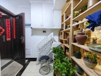 4室2廳2陽臺 瑞鼎城一期門廳