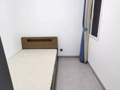 3室2廳1陽(yáng)臺(tái) 金馬騰苑