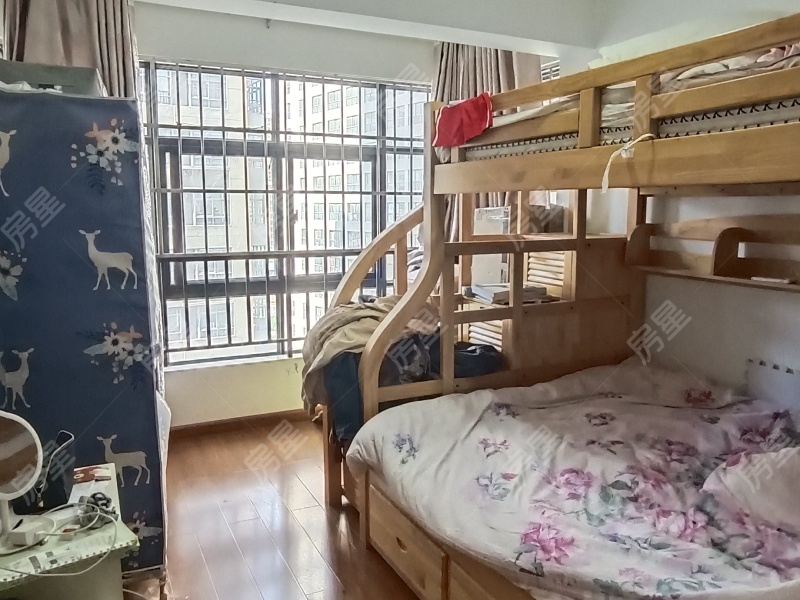 3室2廳 春城慧谷B區(qū)臥室