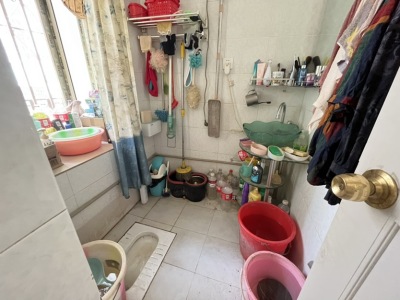 2室2廳1陽臺(tái) 橡膠廠宿舍