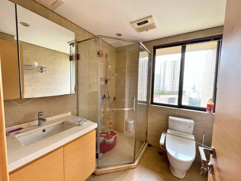 3室2廳2陽(yáng)臺(tái) 濱江俊園萊茵組團(tuán)衛(wèi)生間