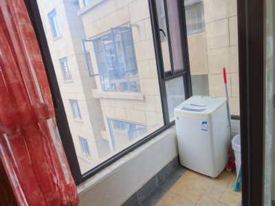 3室2廳2陽(yáng)臺(tái) 招商海公館