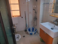 4室2廳2陽(yáng)臺(tái) 玫瑰灣小區(qū)衛(wèi)生間