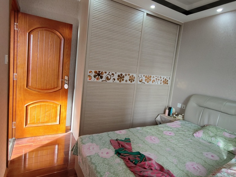 3室2廳1陽臺 華潤中央公園臥室