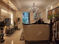 5室2廳2陽臺 金岸春天客廳