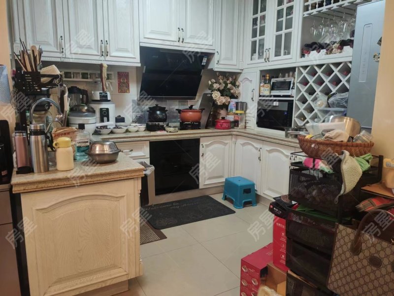 5室2廳2陽臺 金岸春天廚房