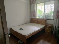 4室2廳2陽(yáng)臺(tái) 玫瑰灣小區(qū)臥室