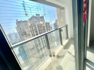 3室2廳3陽(yáng)臺(tái) 濱江俊園塞納組團(tuán)