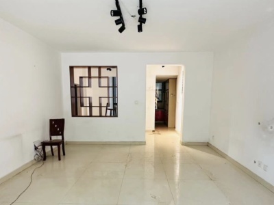 4室2廳2陽臺 貴研自然界