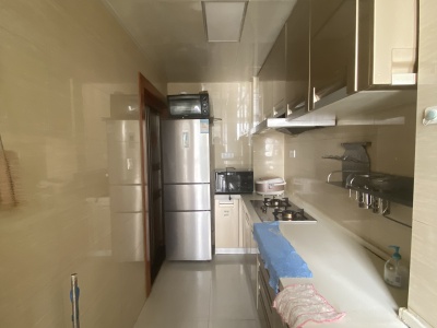 3室2廳1陽(yáng)臺(tái) 遠(yuǎn)洋風(fēng)景