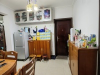 3室2廳2陽臺 秋苑小區(qū)餐廳